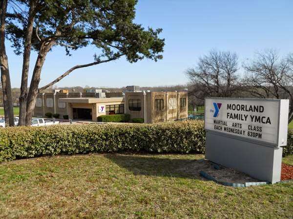 Moorland Family YMCA | 907 E Ledbetter Dr, Dallas, TX 75216, USA | Phone: (214) 375-2583