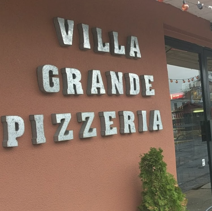 Villa Grande Pizzeria Restaurant | 225 W Northampton St, Bath, PA 18014 | Phone: (484) 281-3634