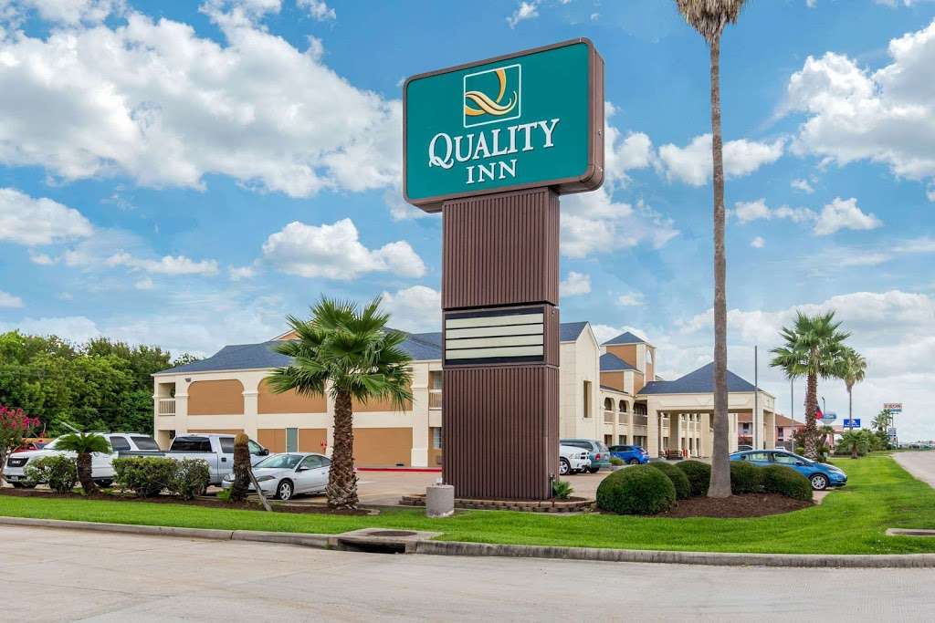 Quality Inn Clute Freeport | 809 Hwy 332 West, Clute, TX 77531, USA | Phone: (979) 265-5252