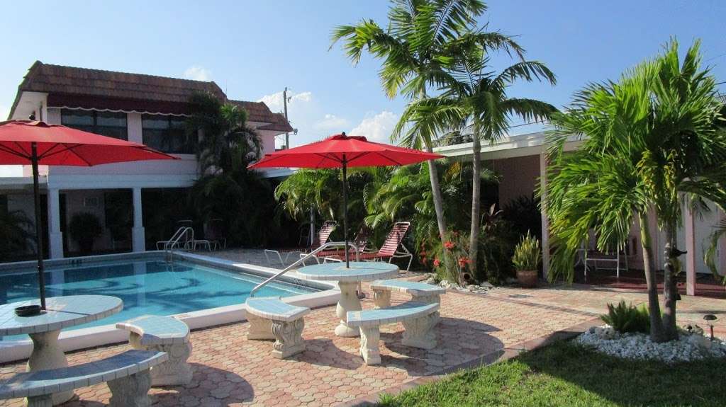 Seahorse Motel | 901 N Ocean Blvd, Pompano Beach, FL 33062 | Phone: (954) 786-1359