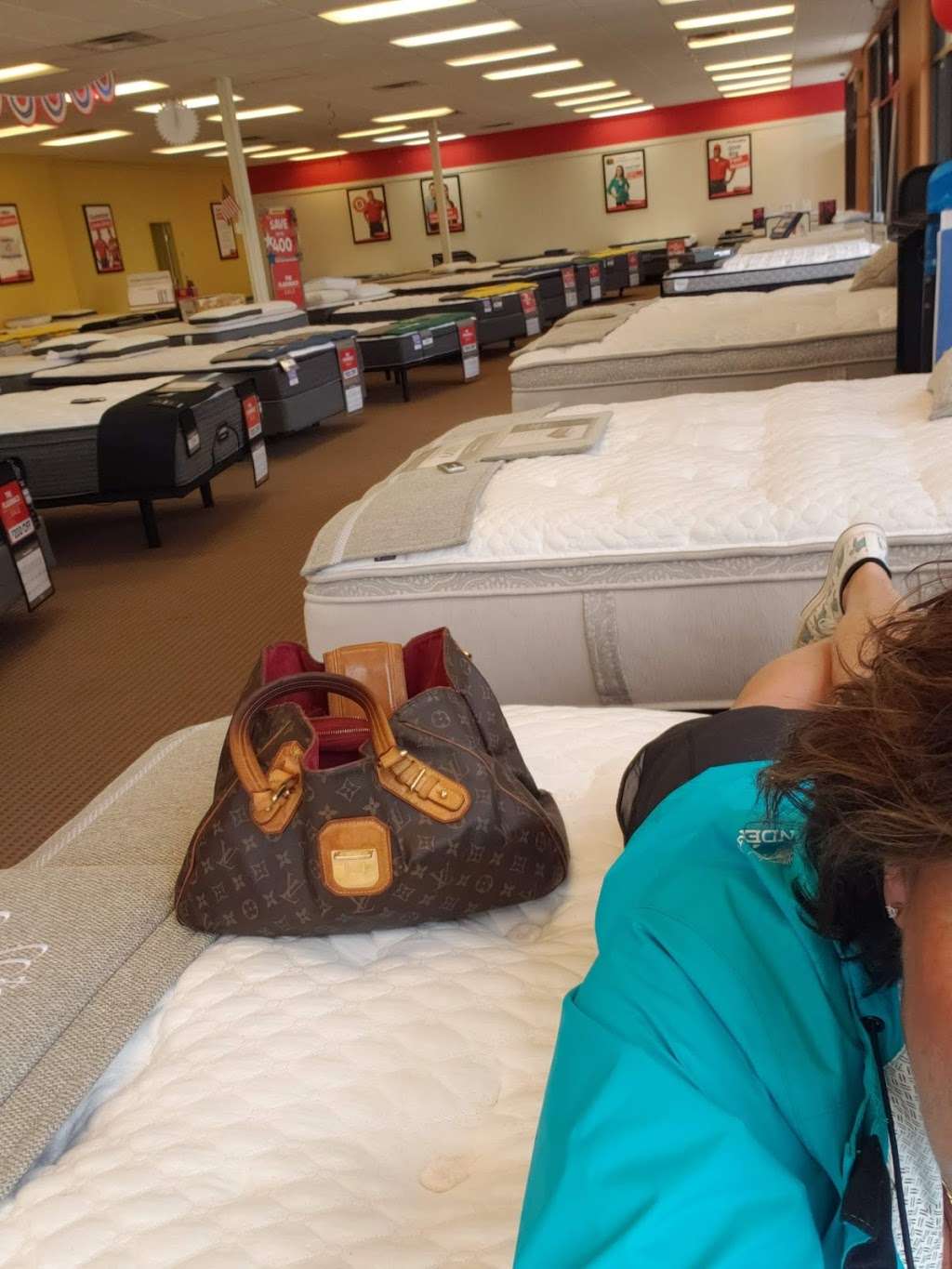 Mattress Firm Greeley | 2839 35th Ave, Greeley, CO 80634, USA | Phone: (970) 330-2445