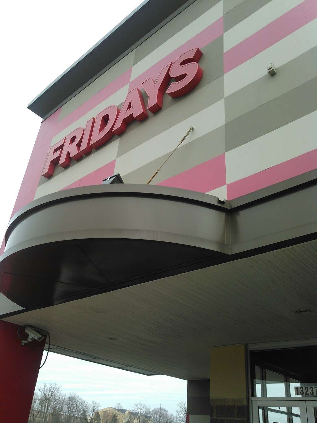 TGI Fridays | 13237 Worth Ave, Woodbridge, VA 22192, USA | Phone: (703) 492-0090