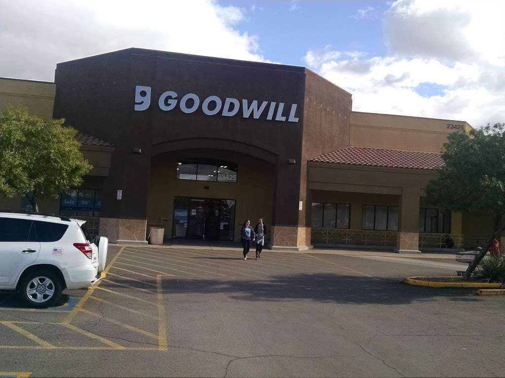 Pinnacle Peak - Goodwill - Retail Store and Donation Center | 23425 N 39th Dr #101, Glendale, AZ 85310, USA | Phone: (602) 216-3904