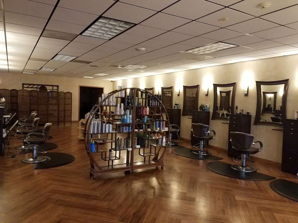 Omni Salon Spa & Fitness | 1910 Sheridan Rd, Zion, IL 60099 | Phone: (847) 872-4013