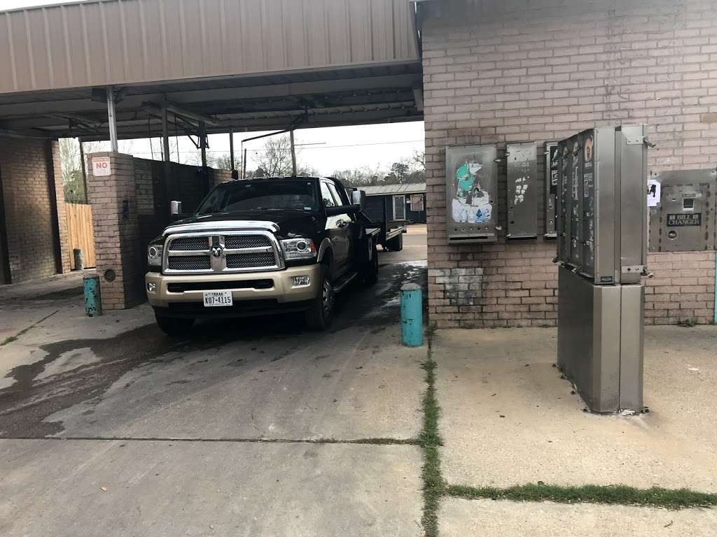 Car Wash - Self Carwash, Coin Carwash, DIY Carwash | 401-421 N 6th St, Conroe, TX 77301