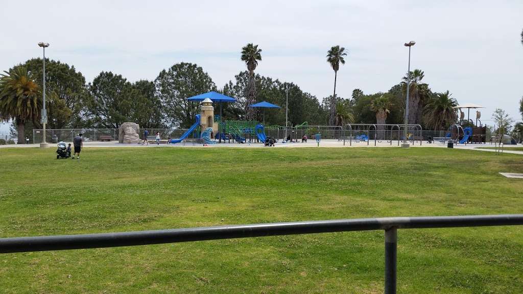 Deane Dana Friendship Park and Nature Center | 1805 W 9th St, San Pedro, CA 90732, USA | Phone: (310) 519-6115