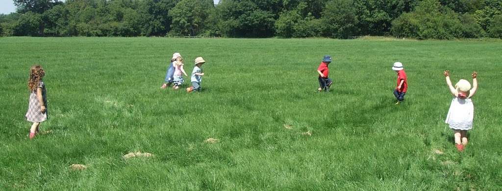 The Little House Montessori Nursery School | John Flamsteed Hall, Church Road, Burstow RH6 9RG, UK | Phone: 07938 524184