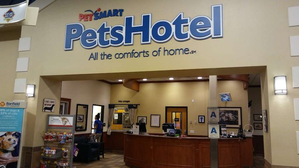 PetSmart | 21848 Valley Blvd, City of Industry, CA 91789, USA | Phone: (909) 594-5043