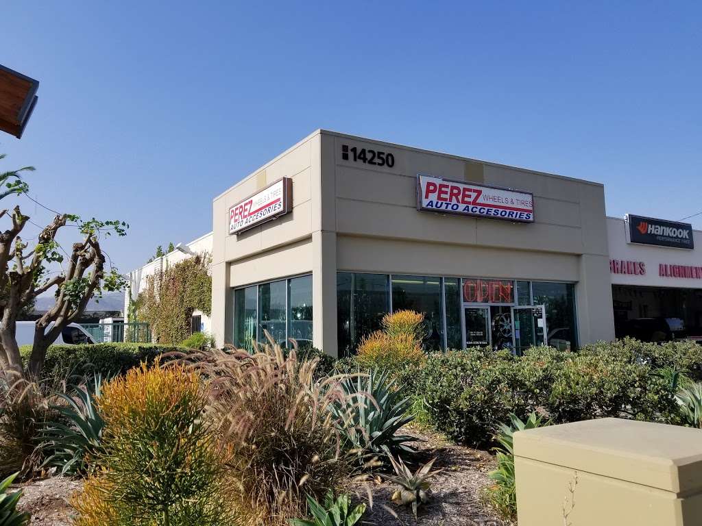 Perez Wheels & Tires | 2901, 14250 Valley Blvd, La Puente, CA 91746, USA | Phone: (626) 336-6184