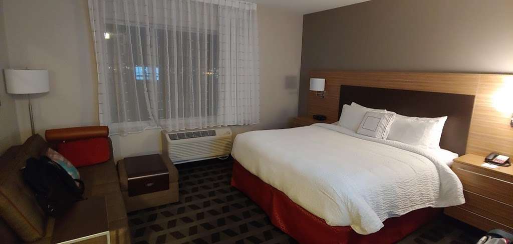 TownePlace Suites by Marriott Kansas City at Briarcliff | 3950 N Mulberry Dr, Kansas City, MO 64116 | Phone: (816) 587-4600