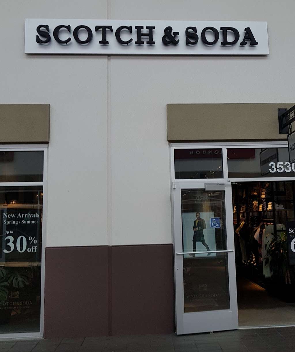 Scotch & Soda | 3530 Livermore Outlets Dr Suite 1230, Livermore, CA 94551, USA | Phone: (925) 344-3989