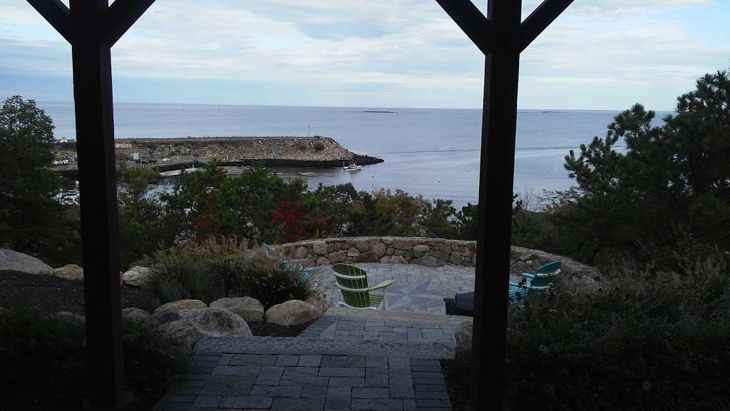 Gull Cove House | Granite Pier Cove, Rockport, MA 01966 | Phone: (978) 546-7886