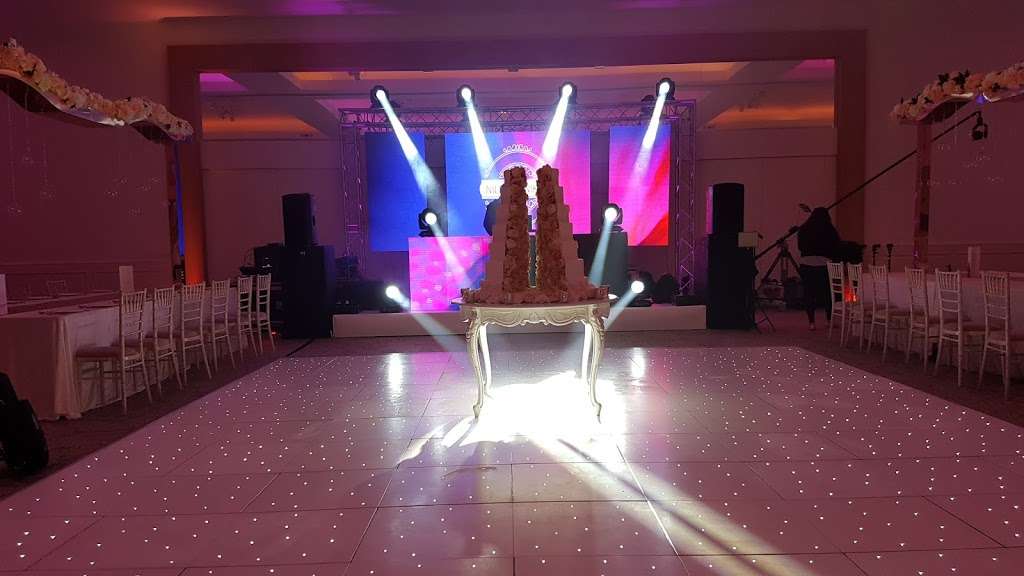 Liquid Entertainment - Kent based Wedding DJ & AV hire company f | Churchfield Rd, Welling DA16 2AA, UK | Phone: 07864 751567