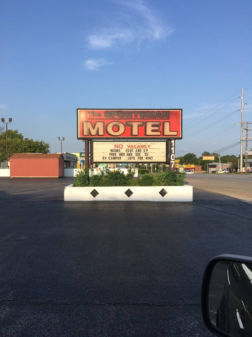 Sportsman Motel | 1107 Winchester Rd, Lexington, KY 40505, USA | Phone: (859) 252-4401