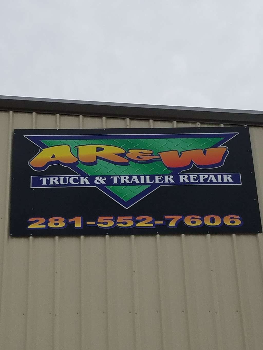A R & W Truck & Trailer Repair | 8711 Unity Drive, Baytown, TX 77523, USA | Phone: (281) 552-7606