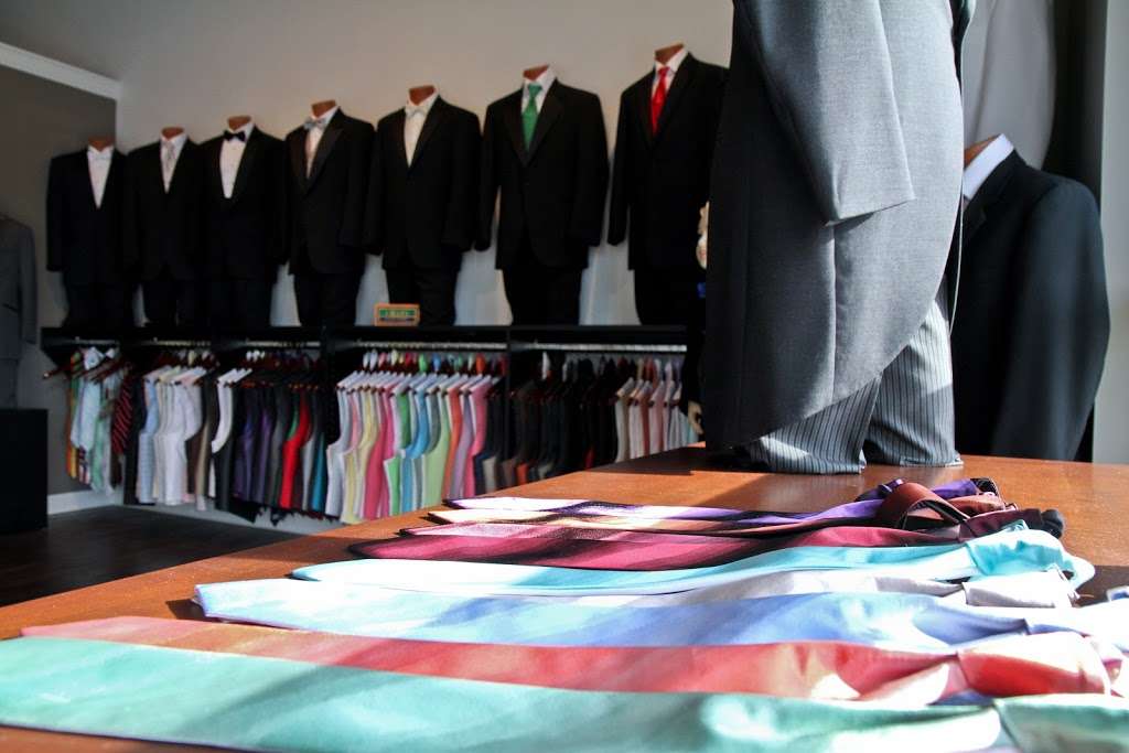 DC TUX SHOP | 2780 E 146th St, Carmel, IN 46033, USA | Phone: (317) 844-4070