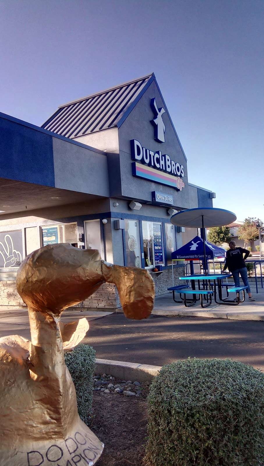 Dutch Bros Coffee | 2375 N 1st St, Dixon, CA 95620, USA | Phone: (541) 955-4700