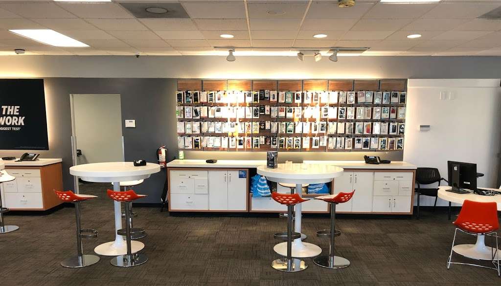 AT&T Store | 4450 W Eau Gallie Blvd Ste 130, Melbourne, FL 32934, USA | Phone: (321) 255-1200