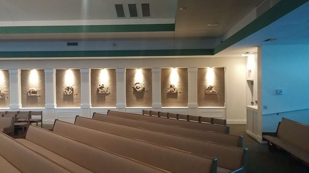Sacred Heart Church | 910 Main St S, Southbury, CT 06488, USA | Phone: (203) 264-5071