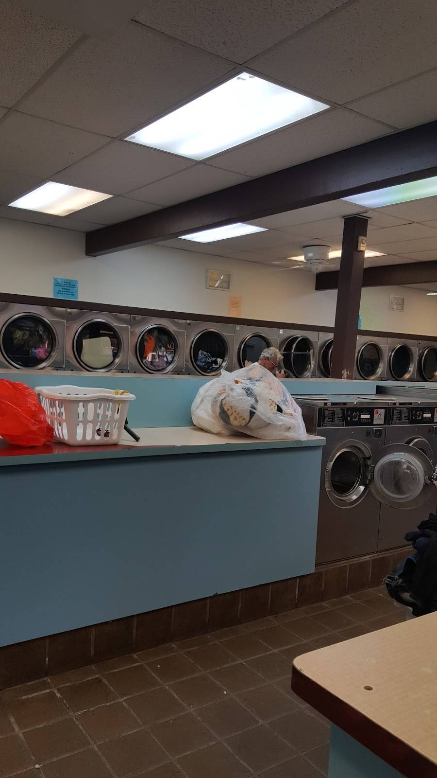 Washtime Coin Laundry | 10721 Coloma Rd, Rancho Cordova, CA 95670 | Phone: (916) 852-7909