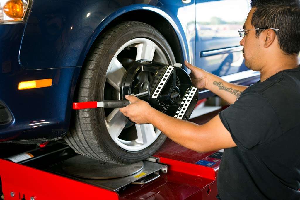 Aguilar Tires & Service | 1070 Concord Pkwy N, Concord, NC 28027, USA | Phone: (704) 792-0668