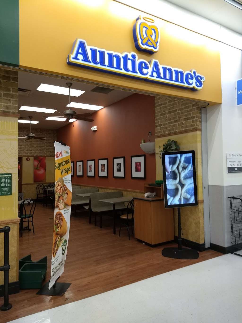 Auntie Annes | 7207 North M-1 Hwy, Gladstone, MO 64119, USA | Phone: (816) 420-3010