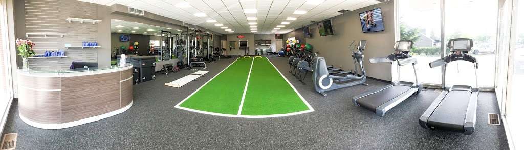 Woodbury Fitness on Main | 3702, 689 Main St S, Woodbury, CT 06798, USA | Phone: (203) 263-0577