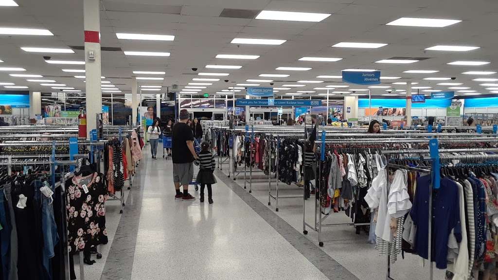 Ross Dress for Less | 9820 W Lower Buckeye Rd, Tolleson, AZ 85353, USA | Phone: (623) 936-3005