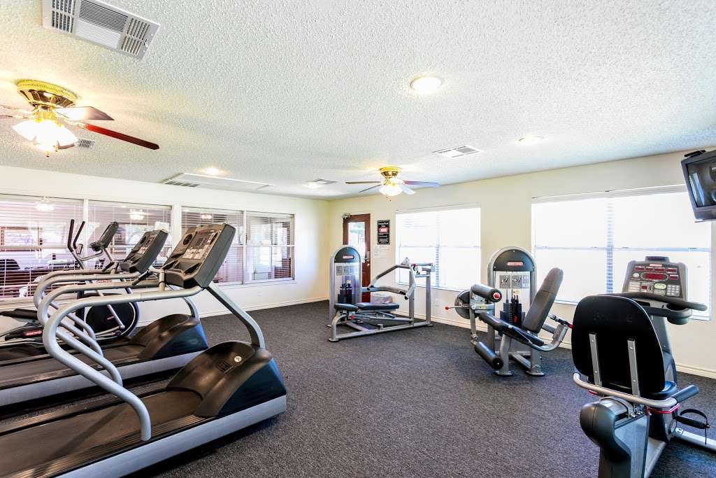 Saddletree Apartments | 5710 Duck Creek Dr, Garland, TX 75043, USA | Phone: (972) 240-1773