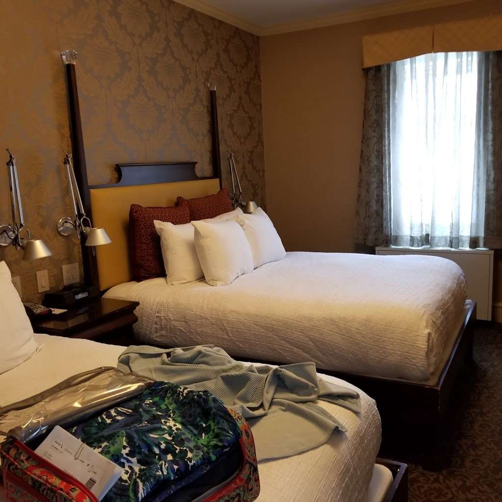 Chestnut Hill Hotel | 8229 Germantown Ave, Philadelphia, PA 19118, USA | Phone: (215) 242-5905