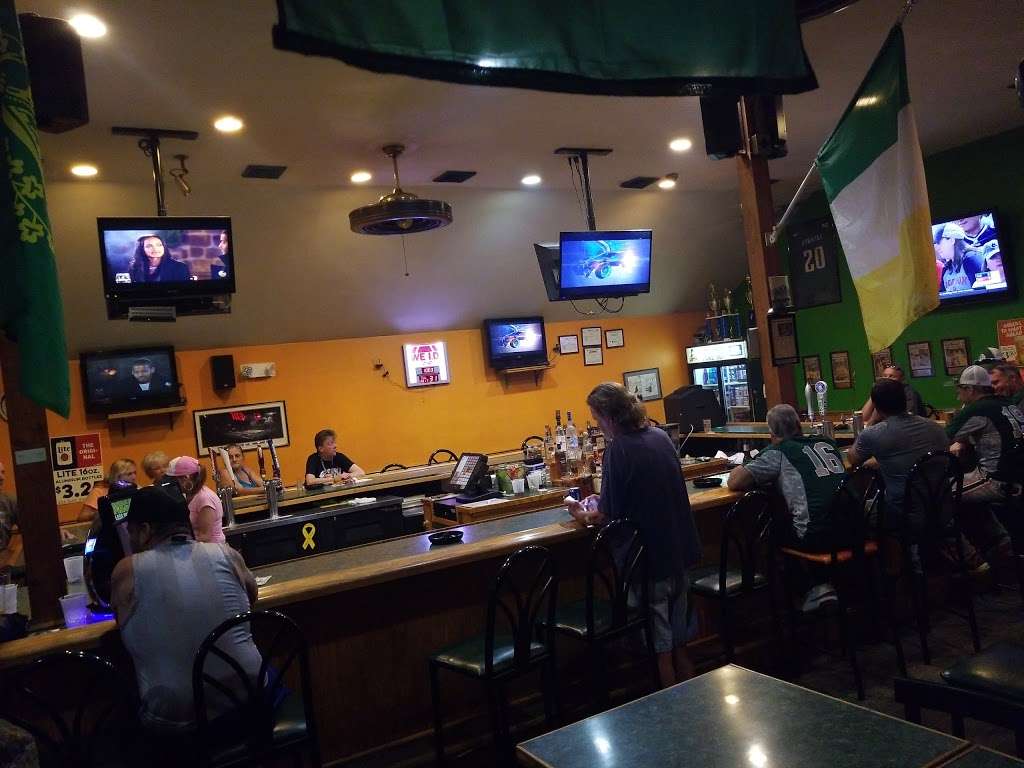 Leftys Irish Pub & Restaurant | 1021 Market St, Marcus Hook, PA 19061, USA | Phone: (610) 494-9957