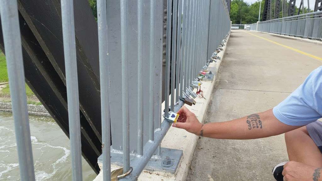 Dallas Love Locks Bridge | Santa Fe Trestle Trail, Dallas, TX 75203, USA