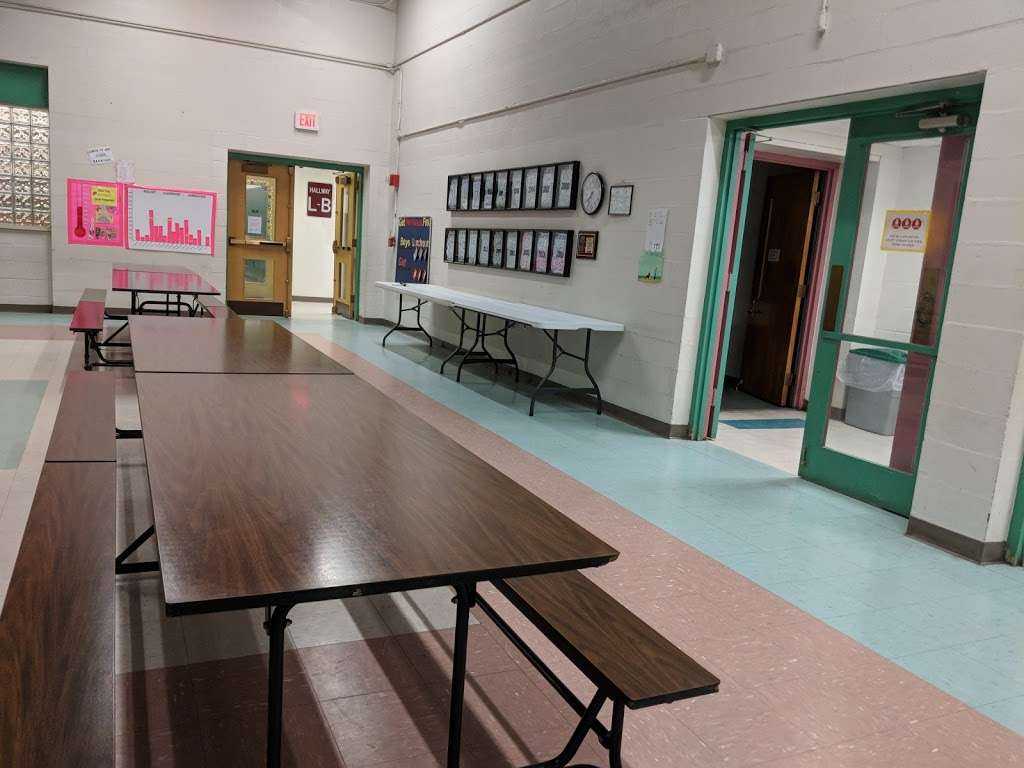 Swallow Union Elementary School | 522 Main St, Dunstable, MA 01827, USA | Phone: (978) 649-7281