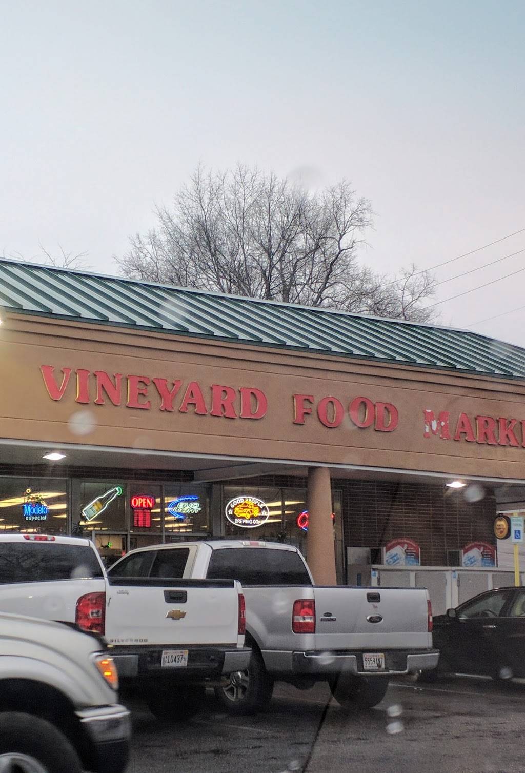 Vineyard Food Market | 5522 Crestwood Blvd, Birmingham, AL 35212, USA | Phone: (205) 595-1119