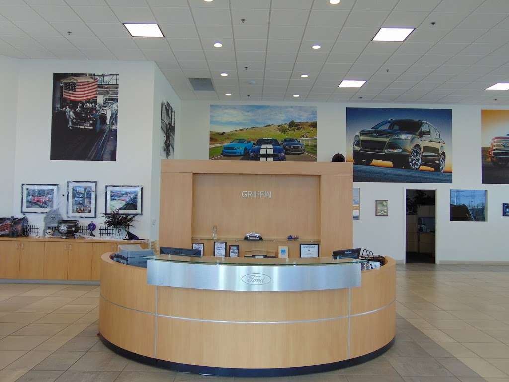 Griffin Ford | 1940 E Main St, Waukesha, WI 53186, USA | Phone: (262) 542-5781