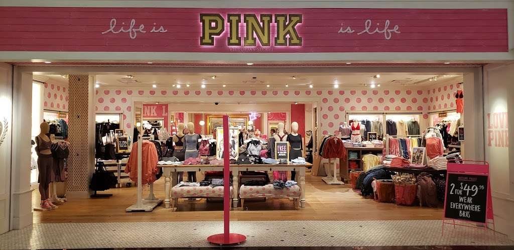 Victorias Secret PINK | 2034 Green Acres Mall 30B, Valley Stream, NY 11581, USA | Phone: (516) 593-0276