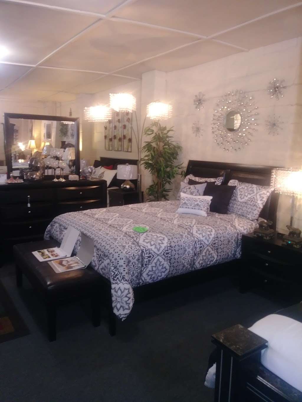 D&M Furniture | 1337 N Mt Vernon Ave, San Bernardino, CA 92411, USA | Phone: (909) 885-3590