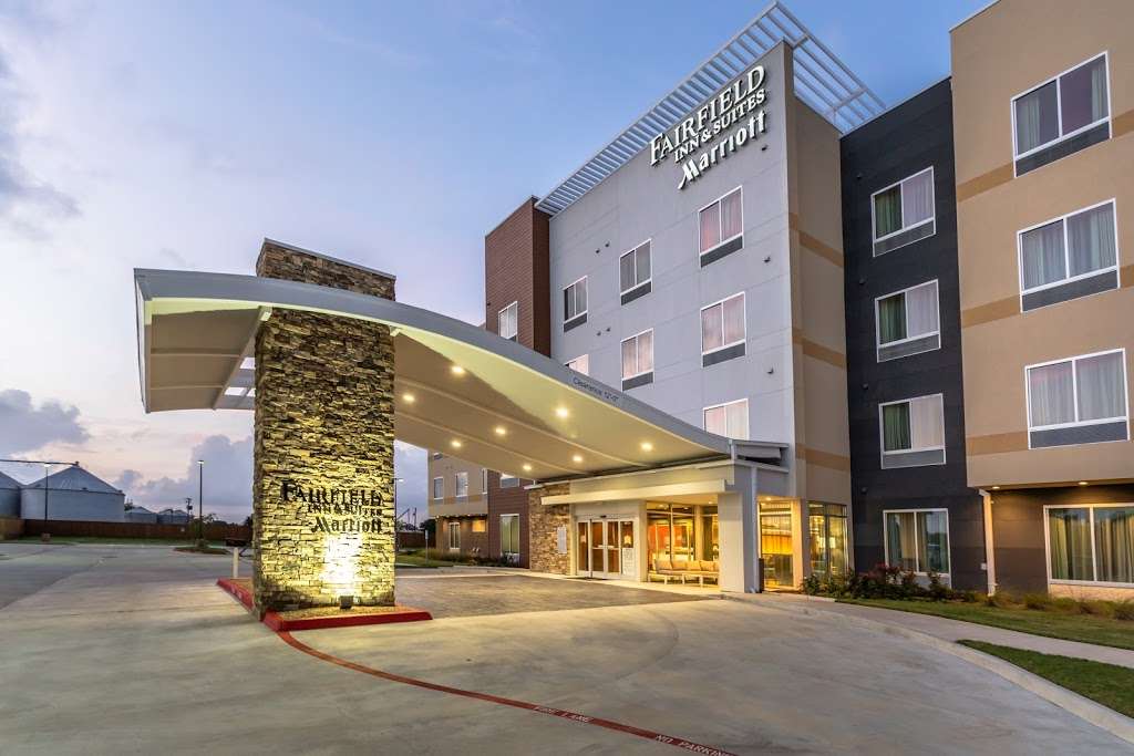Fairfield Inn & Suites by Marriott Bay City | 515 7th St, Bay City, TX 77414, USA | Phone: (979) 323-9191