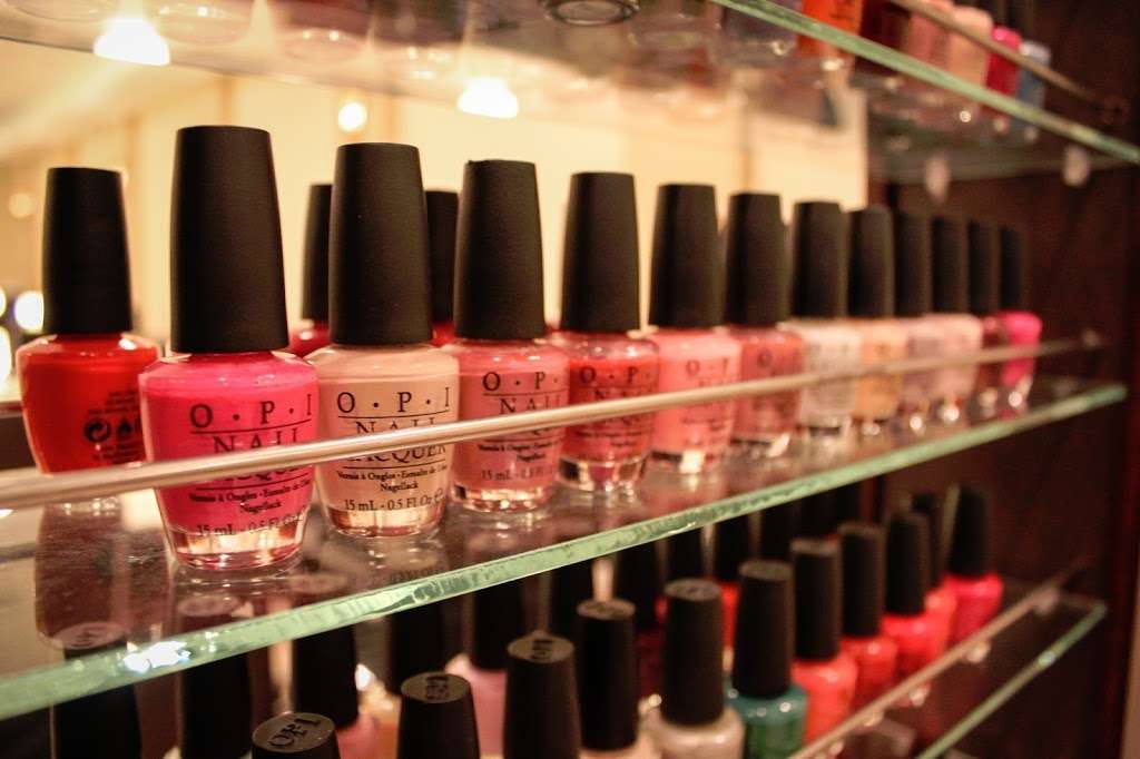 Omnia Nail Spa | 49 W Baltimore Pike, Glen Mills, PA 19342 | Phone: (484) 841-6347