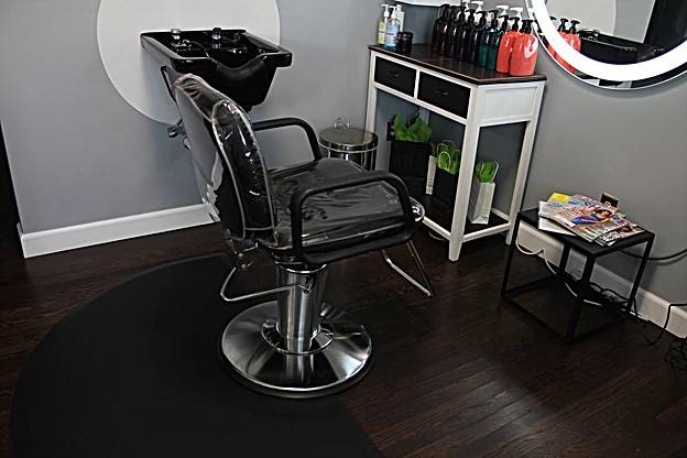 Three One Seven Salon LLC | 859 Riverside Dr #8, Greenwood, IN 46142 | Phone: (317) 865-9889