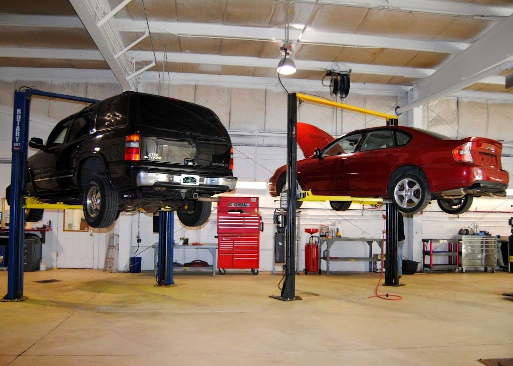 Duxbury Motorworks | 1474 Tremont St, Duxbury, MA 02332, USA | Phone: (781) 452-7471