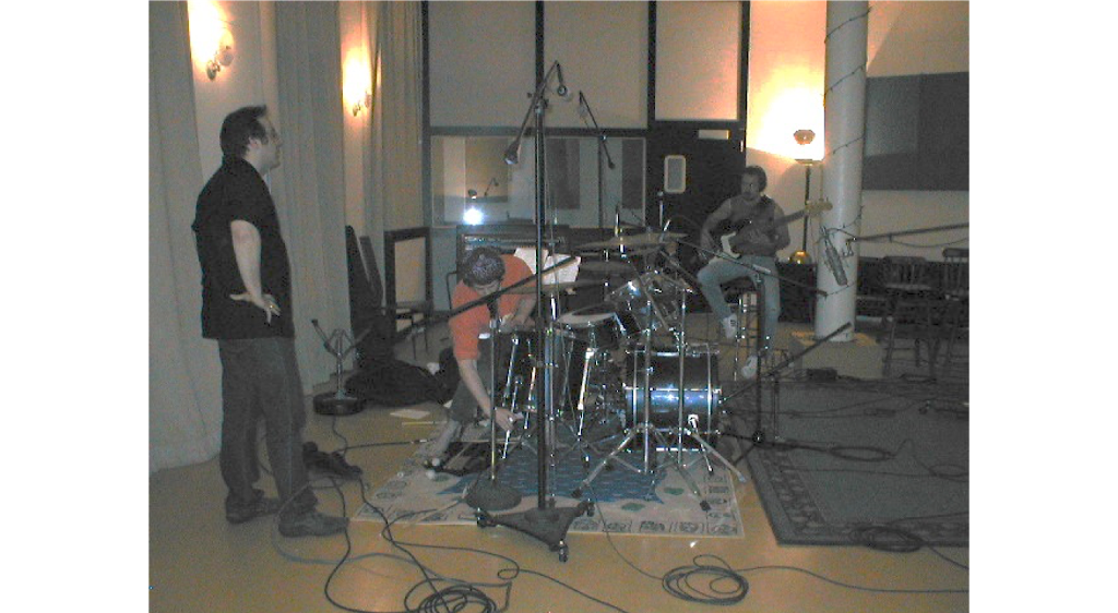Mixed by T | 163 Upland Terrace, Bala Cynwyd, PA 19004, USA | Phone: (215) 315-3263
