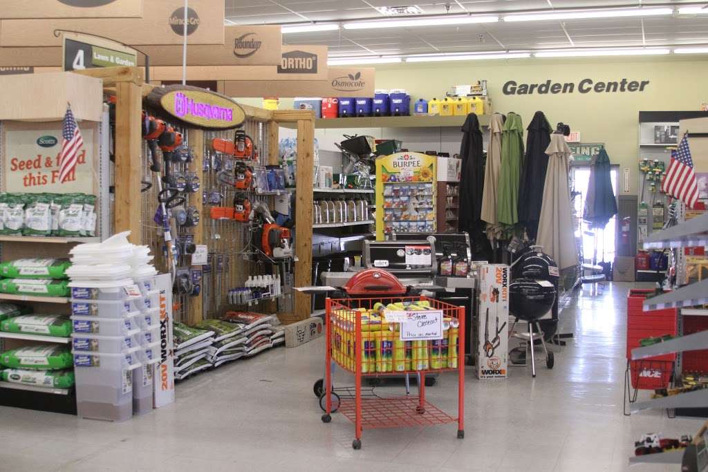 Trails West Ace Hardware | 240 N Moonlight Rd, Gardner, KS 66030, USA | Phone: (913) 856-4536