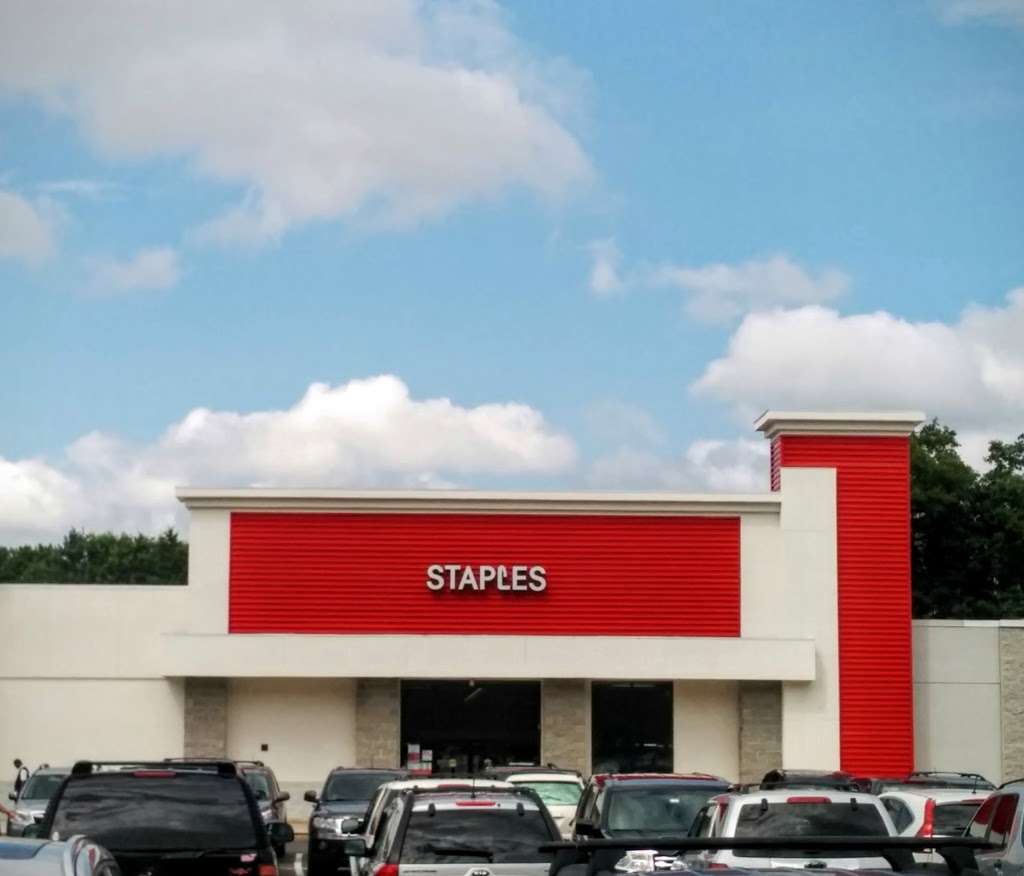 Staples | 654 Main Ave, Norwalk, CT 06851, USA | Phone: (203) 840-7431