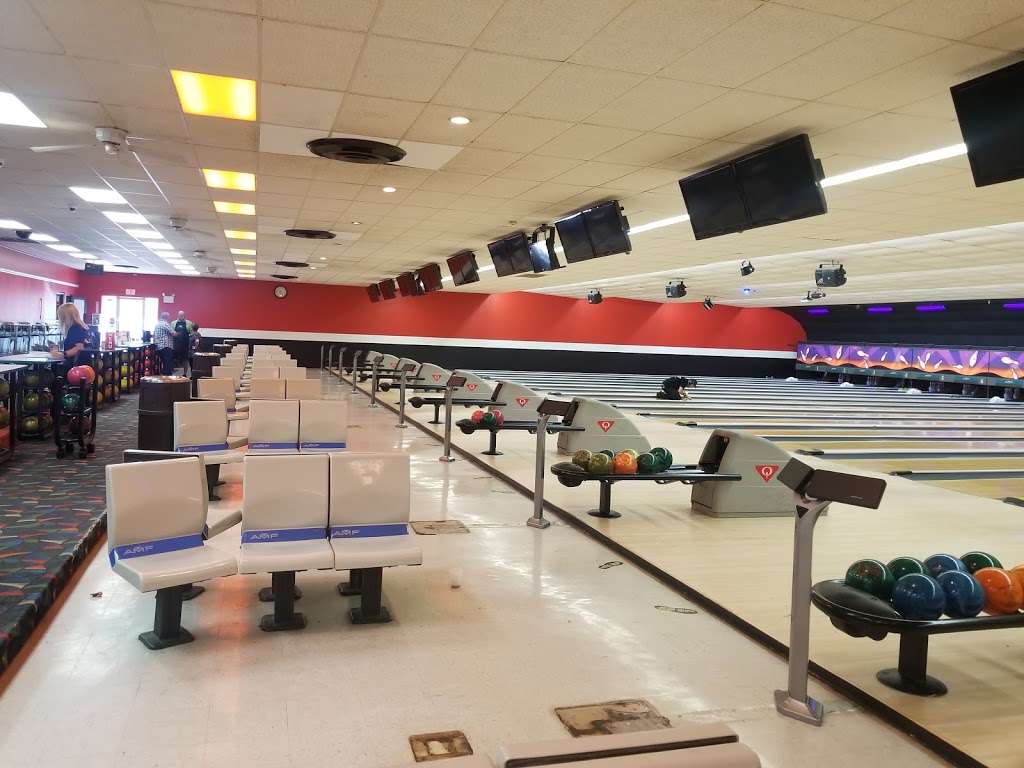 AMF Bristol Pike Lanes | 2501 Bristol Pike, Croydon, PA 19021, USA | Phone: (215) 788-0453