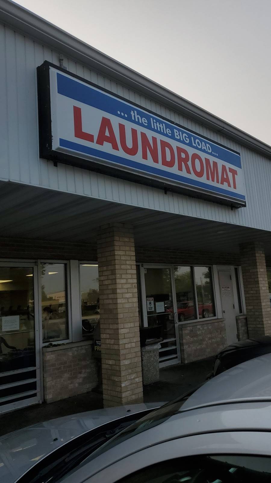 The Little Big Load Laundromat | 2115 Fish Hatchery Rd, Madison, WI 53713, USA | Phone: (608) 251-3286