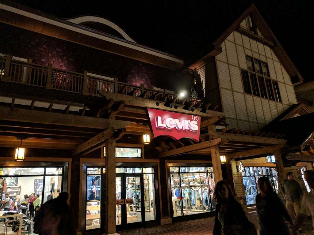 Levis Store Disney Springs™ | 1536 East Buena Vista Drive #1B, Orlando, FL 32830 | Phone: (407) 560-0525