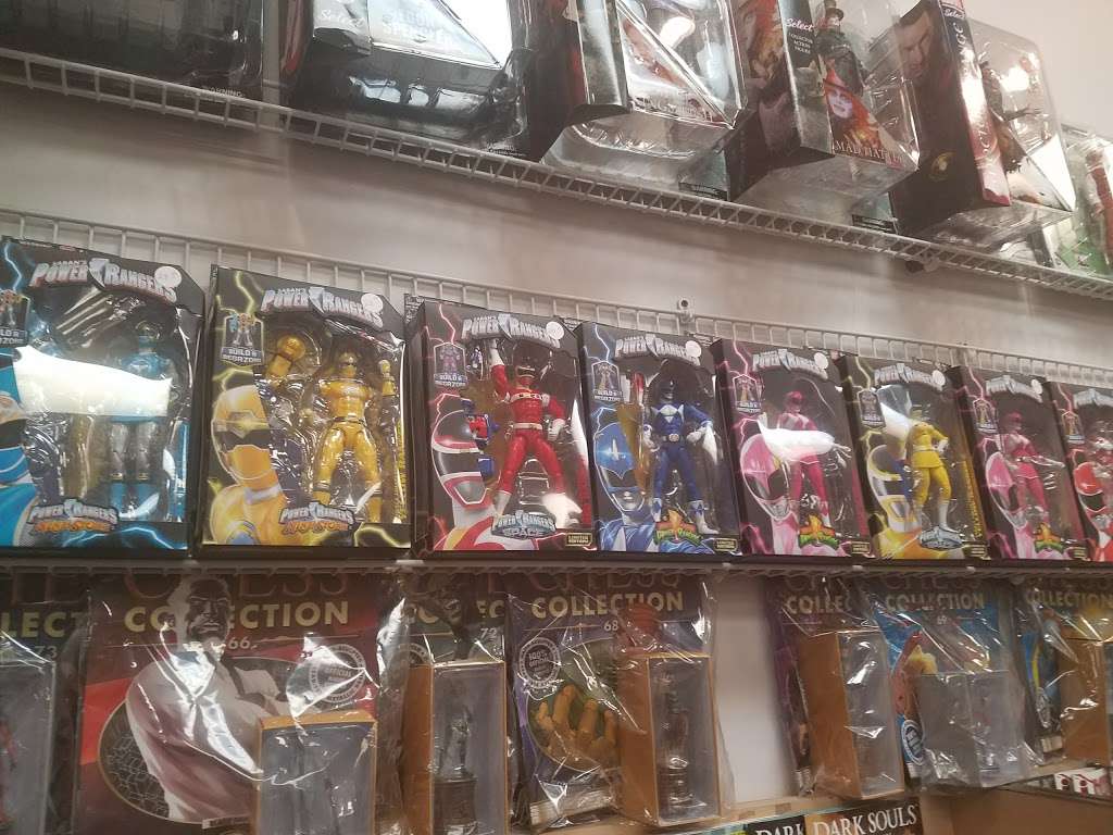 Cards Comics & Collectibles | 51 Main St, Reisterstown, MD 21136, USA | Phone: (410) 526-7410