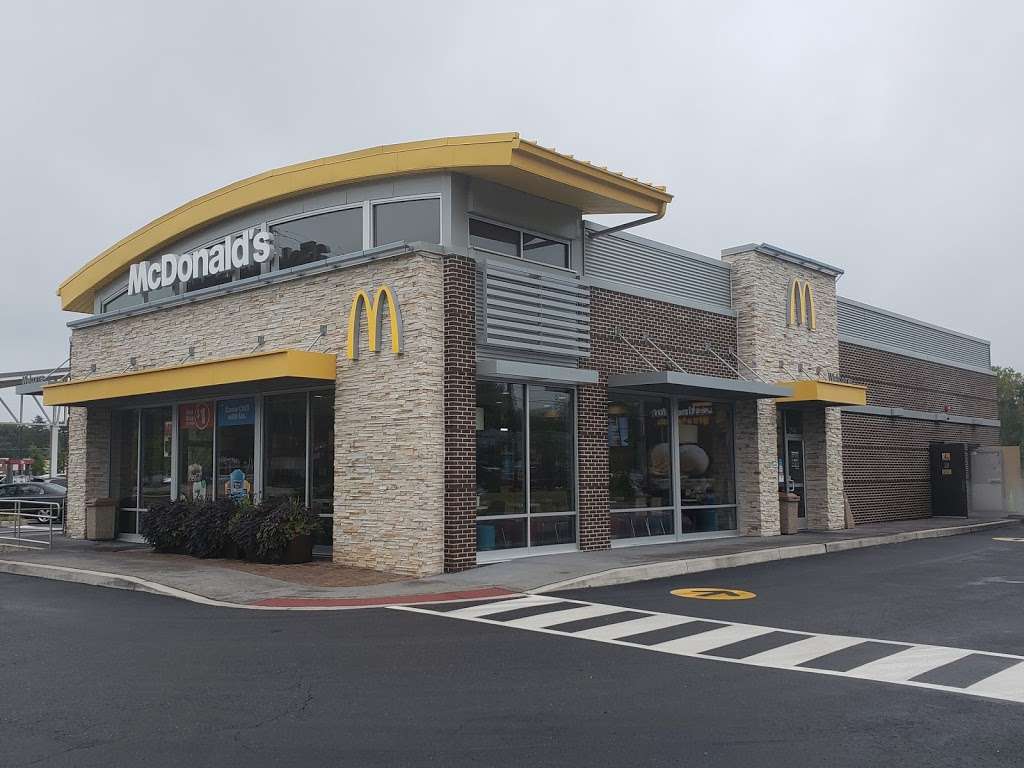 McDonalds | 2940 Brunswick Pike, Lawrence Township, NJ 08648, USA | Phone: (609) 771-0236