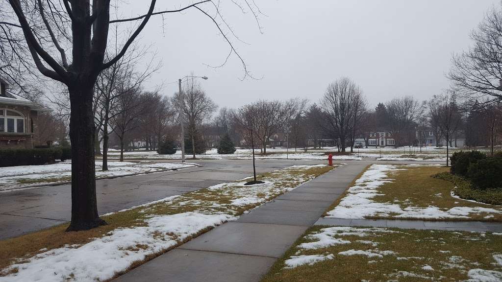 Lorel Park | 8135 Lorel Ave, Skokie, IL 60077, USA | Phone: (847) 674-1500